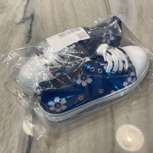 Daisy Tennis shoe- Brand New